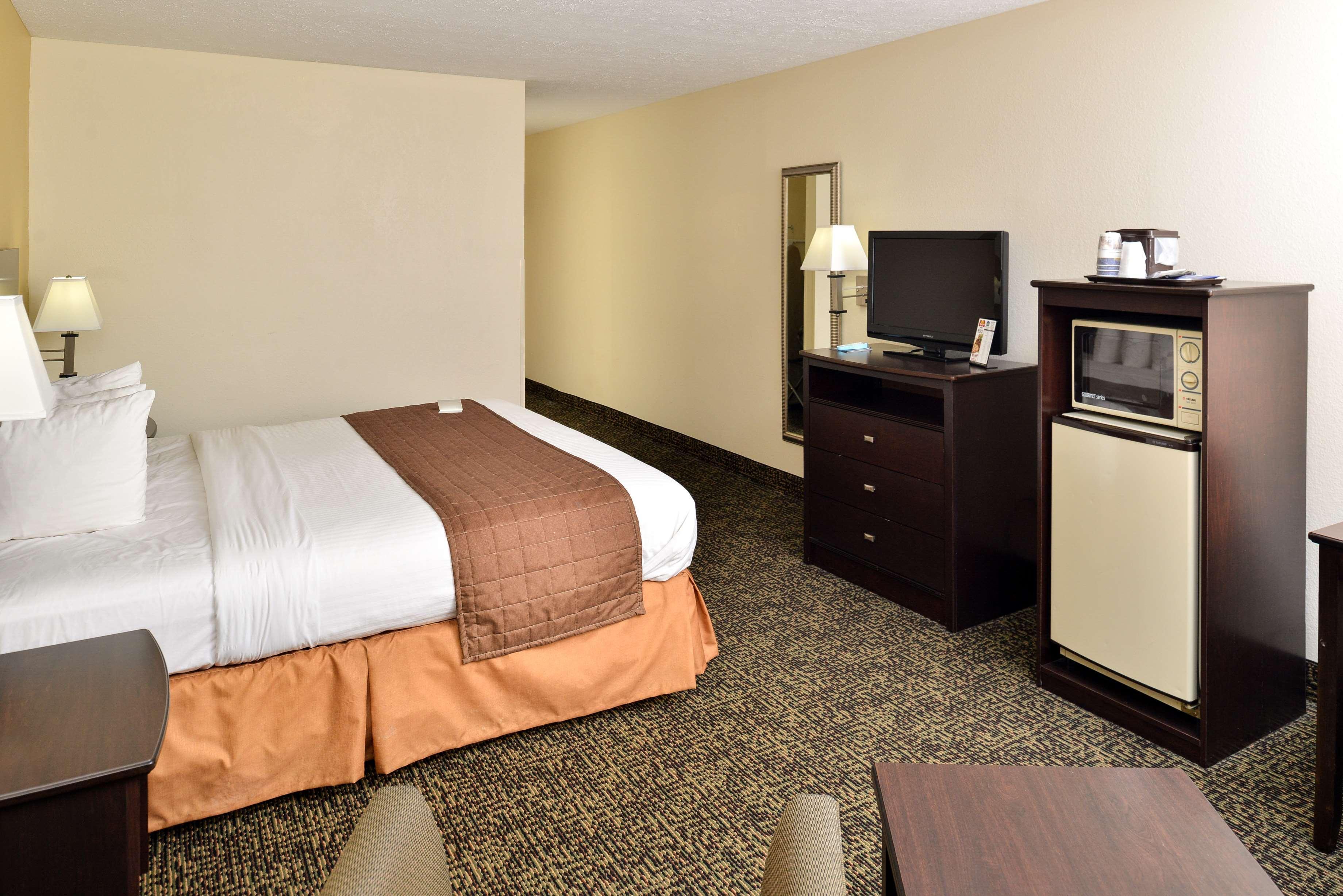 Best Western Elyria Buitenkant foto