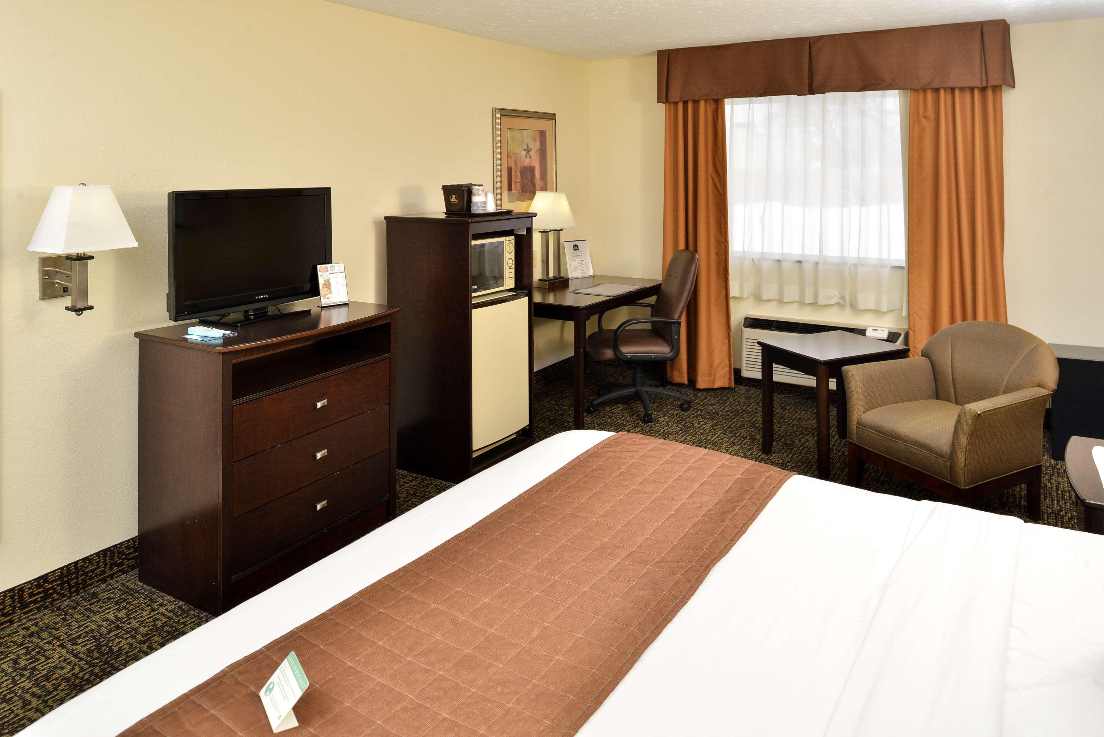 Best Western Elyria Buitenkant foto