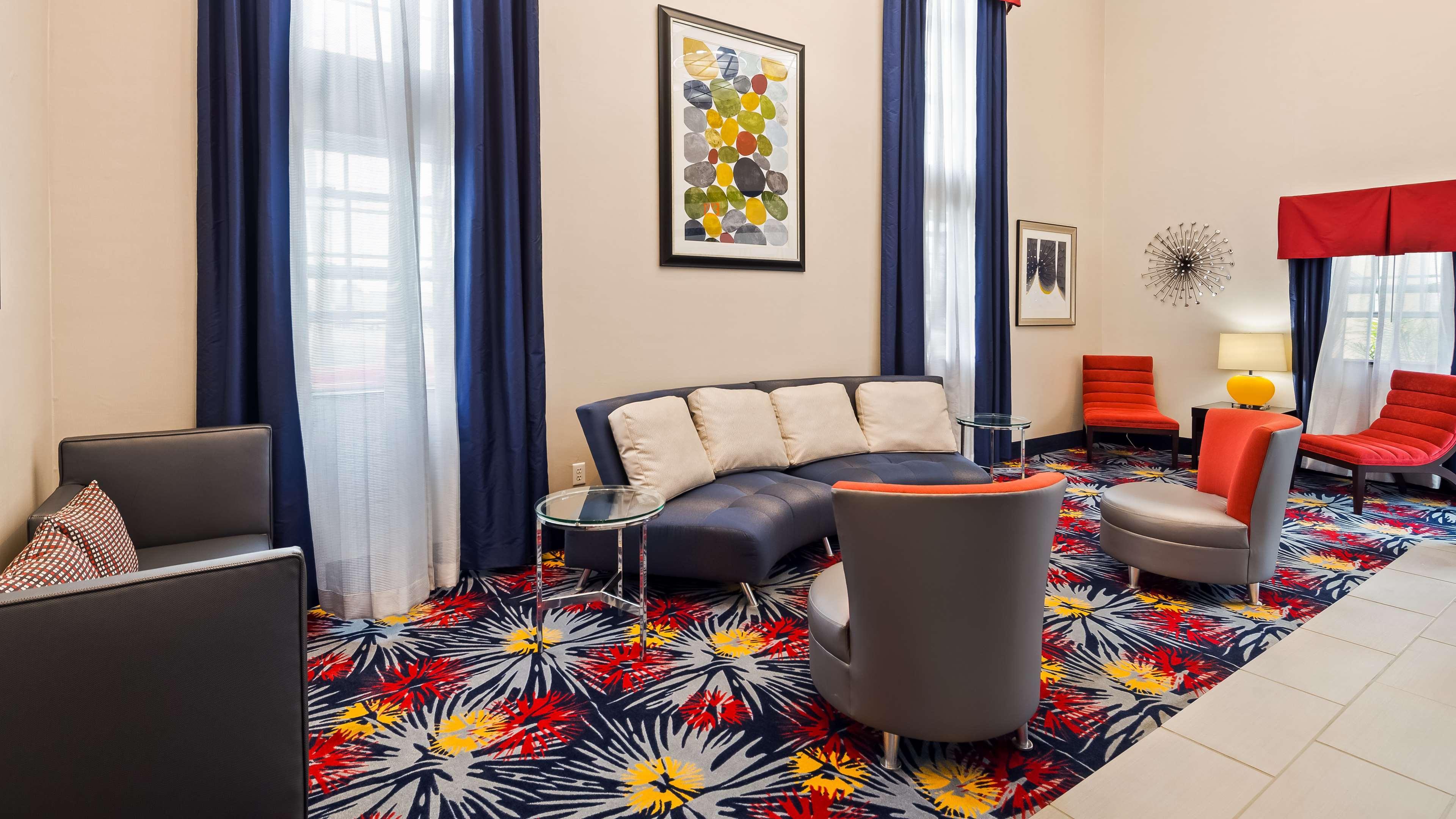 Best Western Elyria Buitenkant foto