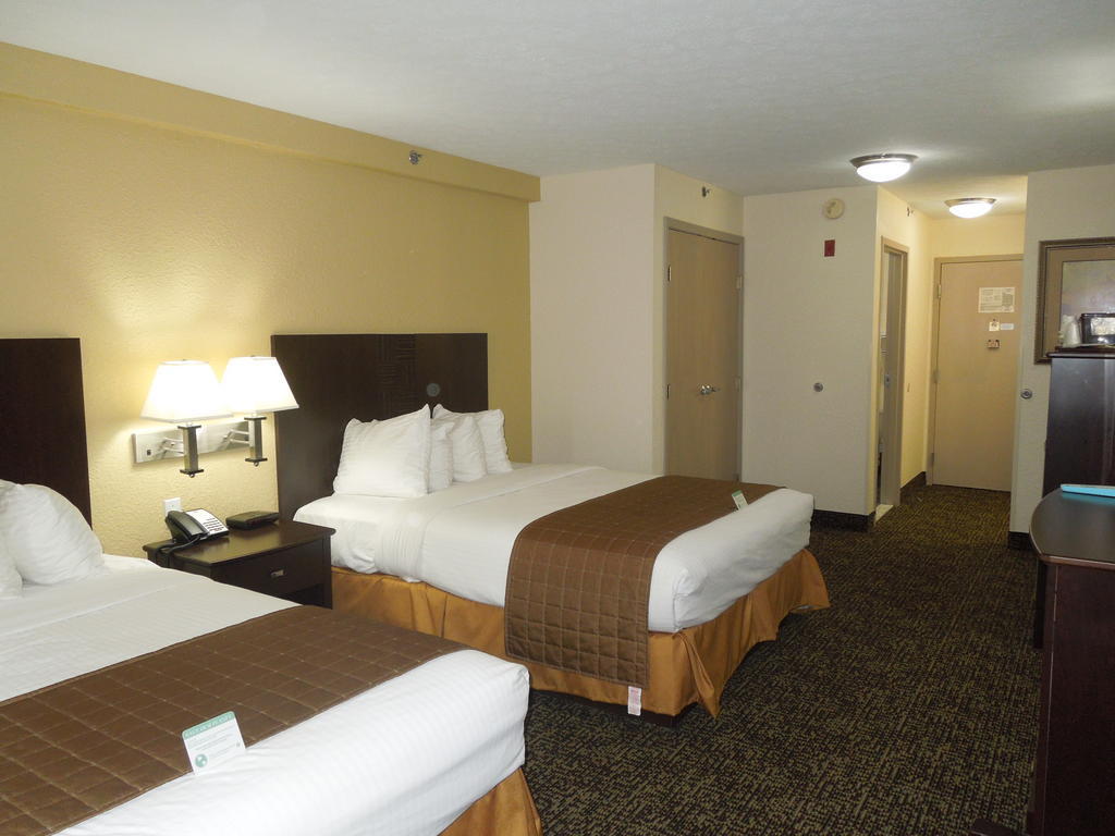 Best Western Elyria Buitenkant foto